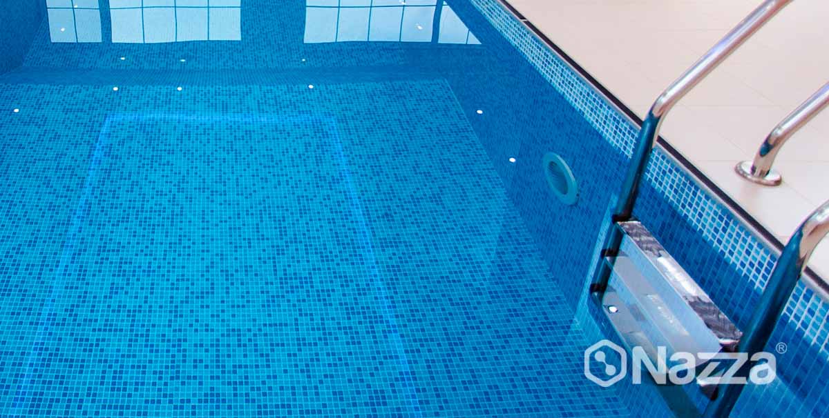 Imperméabiliser une fuite dans une piscine en grèsite