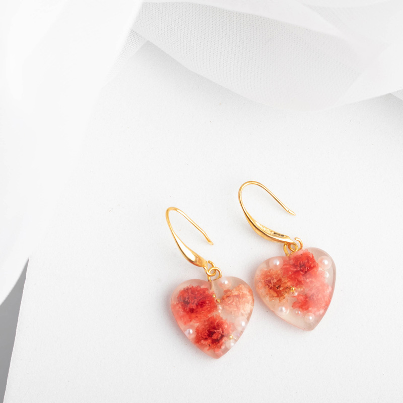 Boucles d’oreilles en résine époxy